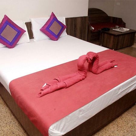 Viva Guest House ปณชี ภายนอก รูปภาพ