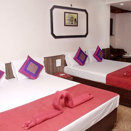 Viva Guest House ปณชี ภายนอก รูปภาพ