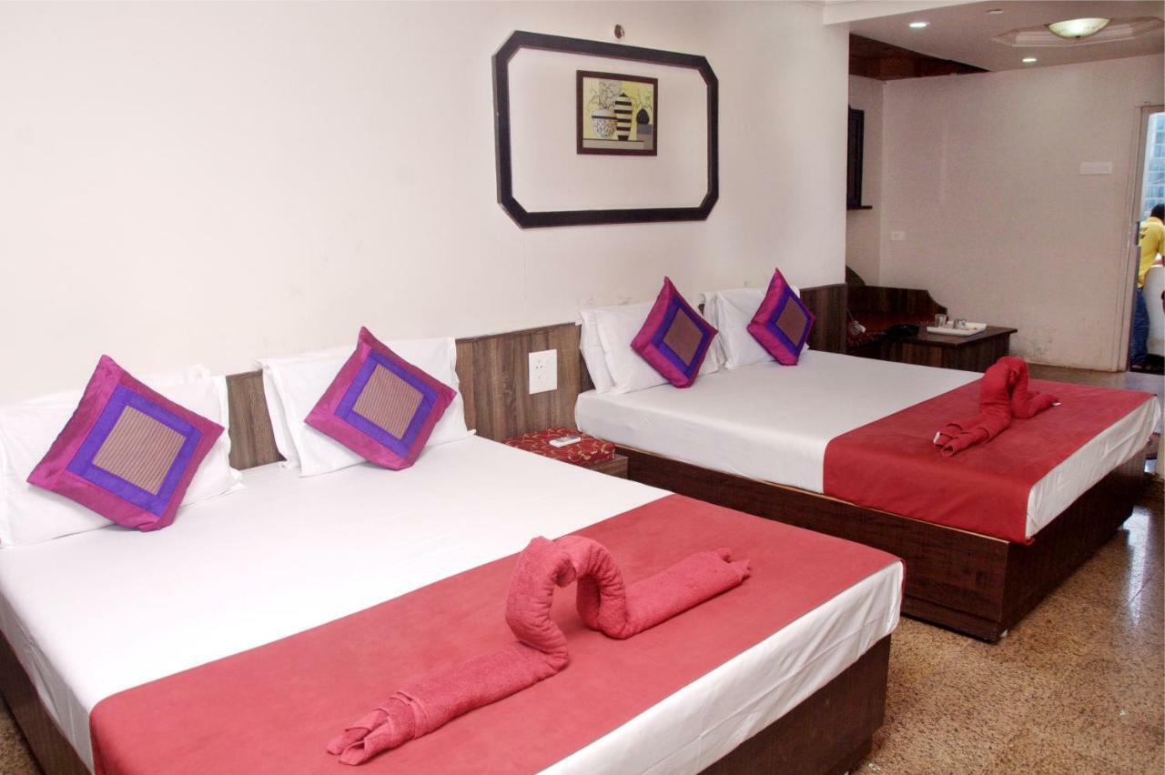 Viva Guest House ปณชี ภายนอก รูปภาพ